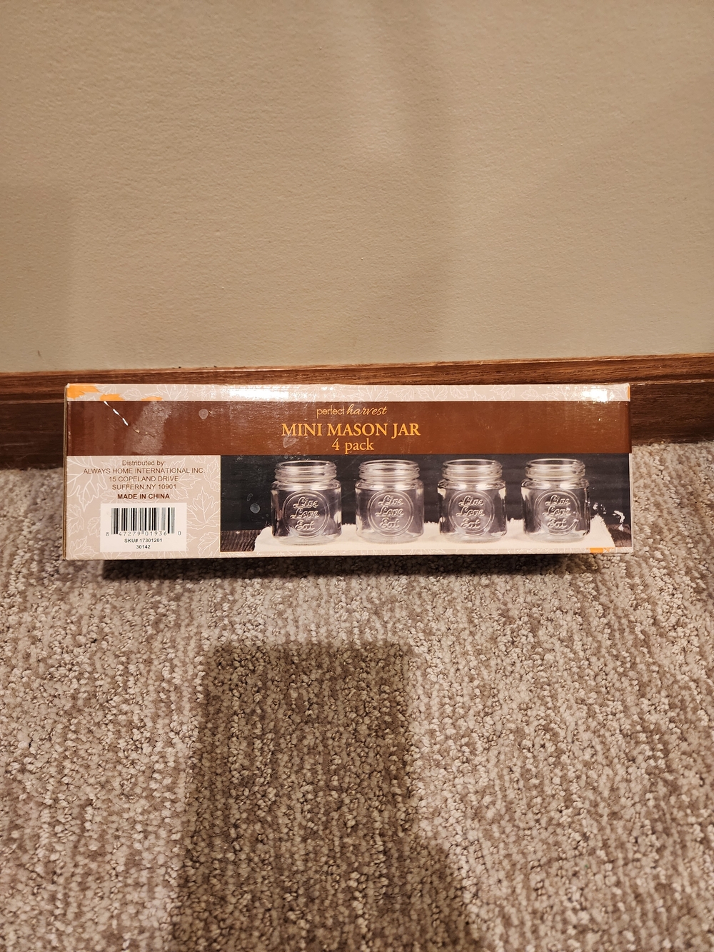YNS Generic Mini Mason Jar 4-Pack - Clear Glass with Brown Box